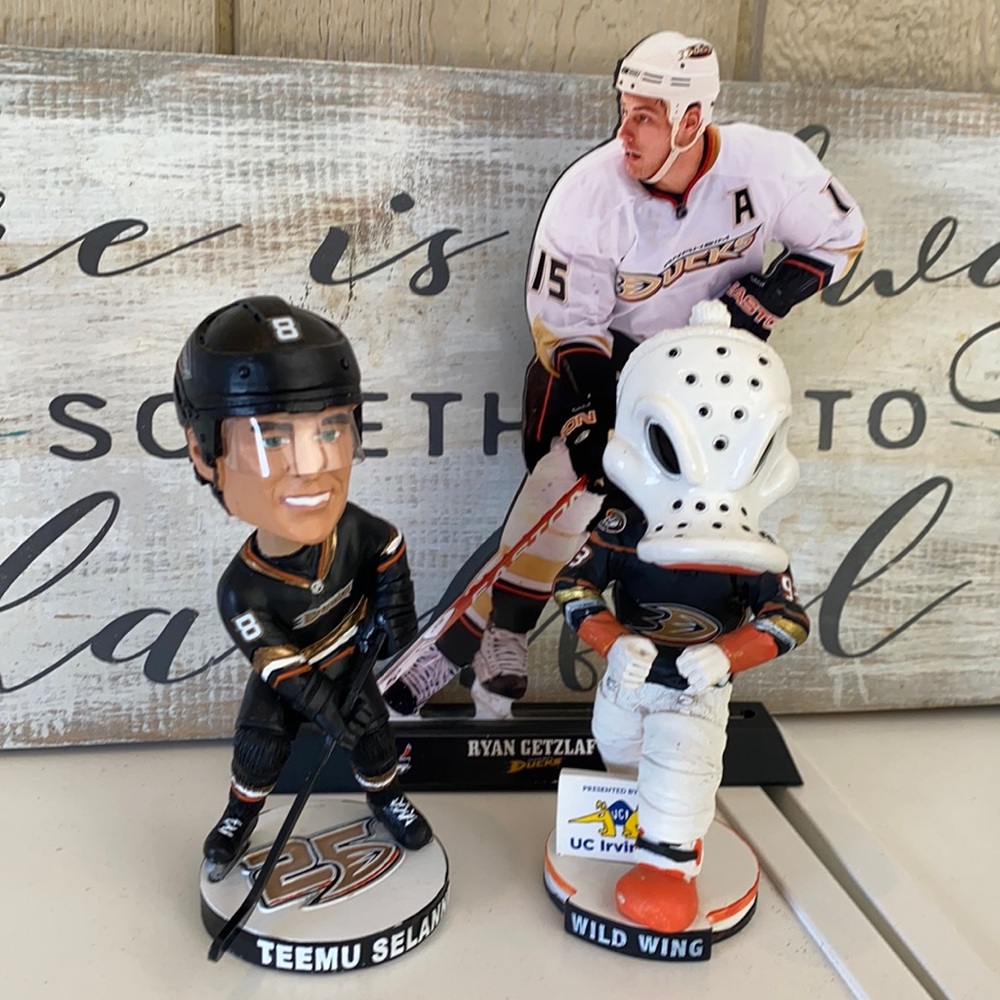 Anaheim Ducks Bobbleheads and Figure